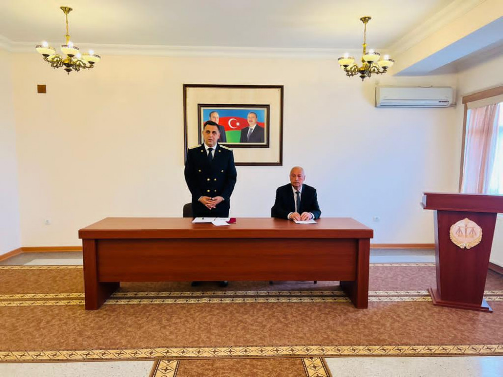 Hüquqşünaslıq ixtisası tələbələrinin istehsalat təcrübəsi başa çatıb<font color=red> - FOTOLAR</font>