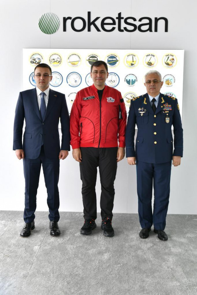 Azərbaycan müdafiə nazirinin müavinləri Türkiyədə yüksək texnologiyalar sərgisində iştirak ediblər<font color=red> - FOTOLAR</font>