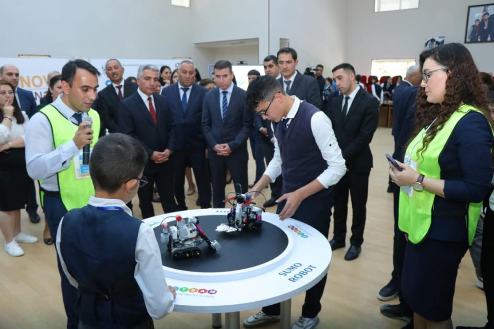 Şagirdlər arasında "Robot qol”-“Leqo Sumo 2023” və “Tullantıdan sənətə” müsabiqələri keçirilib<font color=red> - FOTOLAR</font>