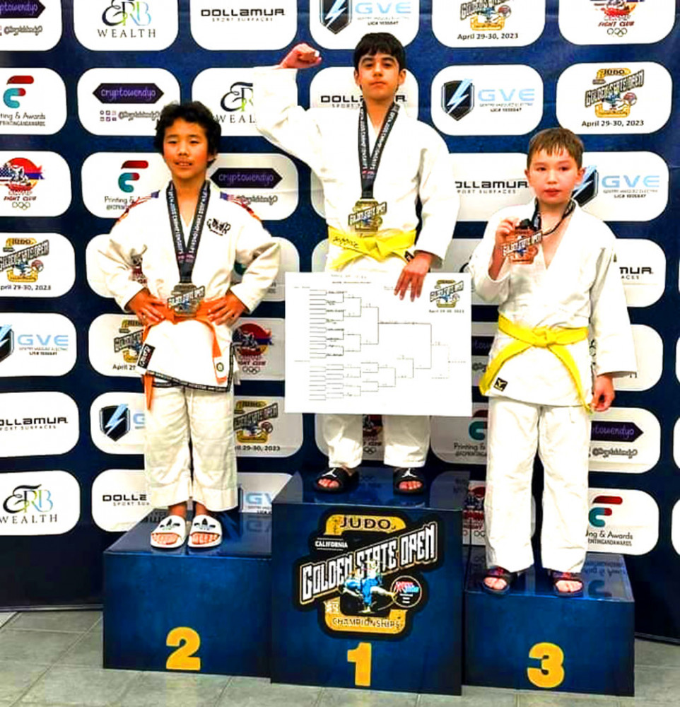  Naxçıvanlı cüdoçu erməni rəqiblərini məğlub edib<font color=red> - FOTOLAR</font>