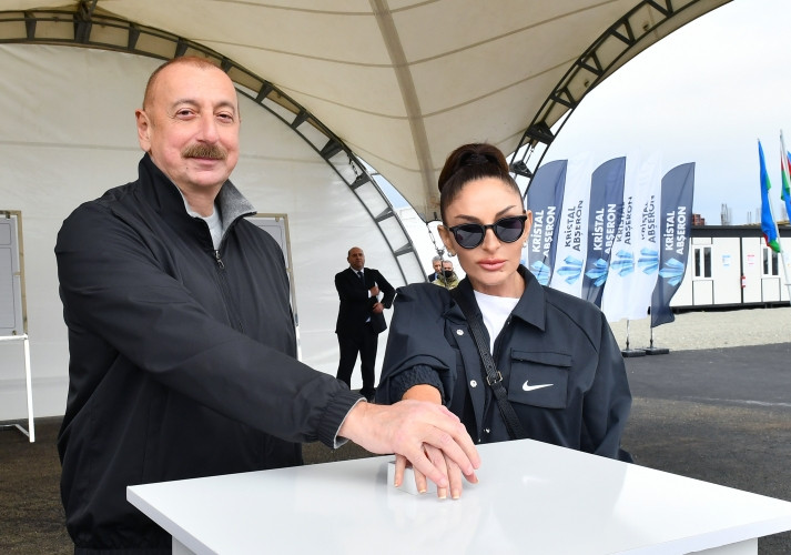 Prezident İlham Əliyev və birinci xanım Mehriban Əliyeva Ağdam Muğam Mərkəzinin təməlinin qoyulması mərasimində iştirak ediblər<font color='red'> - YENİLƏNİB</font><font color=red> - FOTOLAR</font>