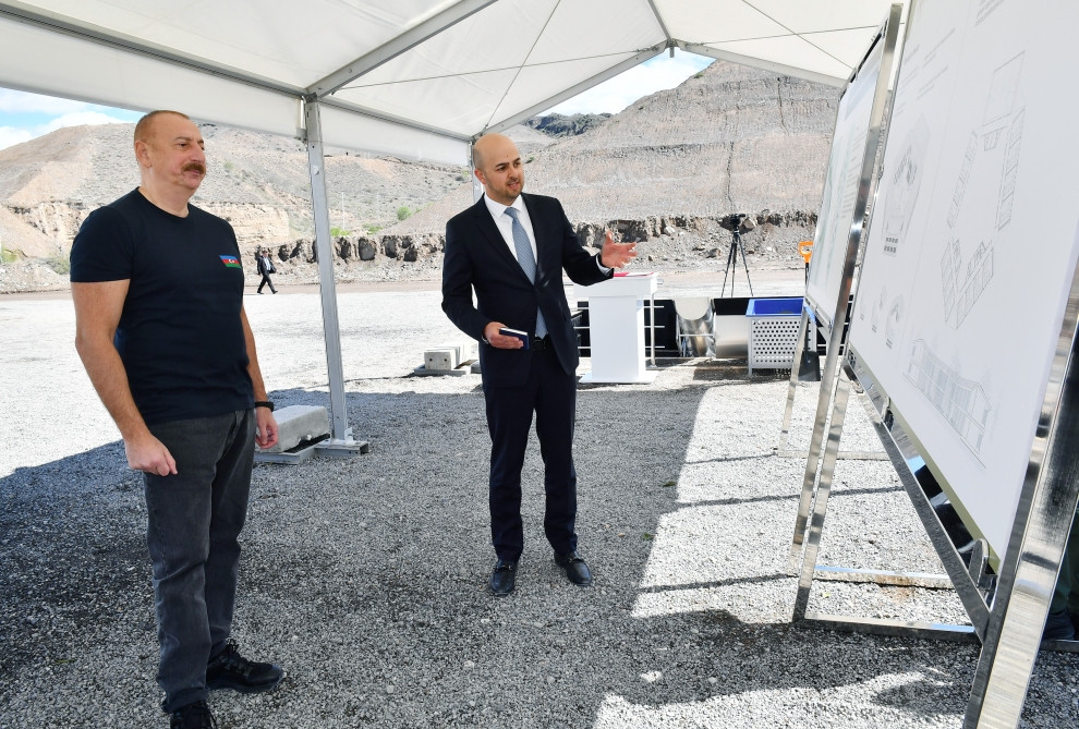 Azərbaycan Prezidenti İlham Əliyev Laçın və Qubadlı rayonlarına səfər edib<font color=red> - FOTOLAR</font>