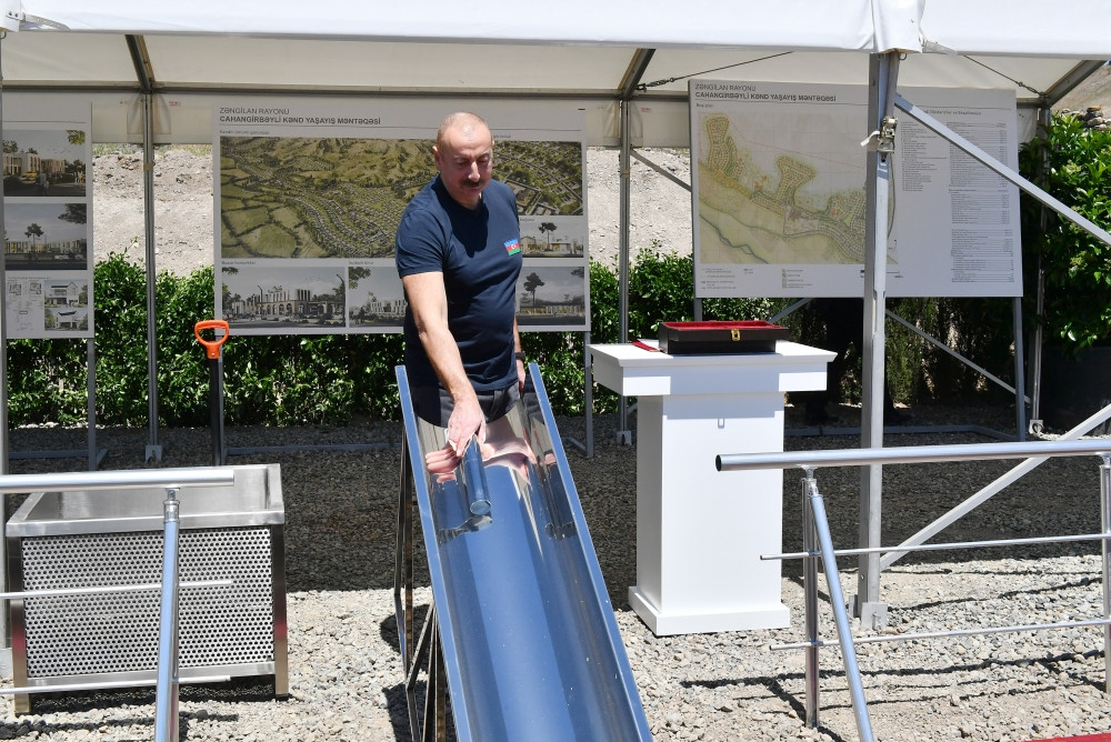 Zəngilanın Cahangirbəyli kəndində birinci mərhələdə 1200 nəfərin məskunlaşdırılması nəzərdə tutulur<font color=red> - FOTOLAR</font>