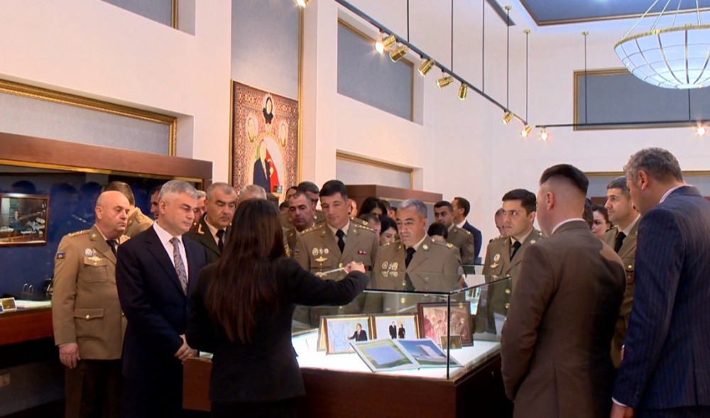 Naxçıvan FHN-də “Ulu öndər Heydər Əliyev və milli dövlətçilik” mövzusunda tədbir keçirilib<font color=red> - FOTOLAR</font>