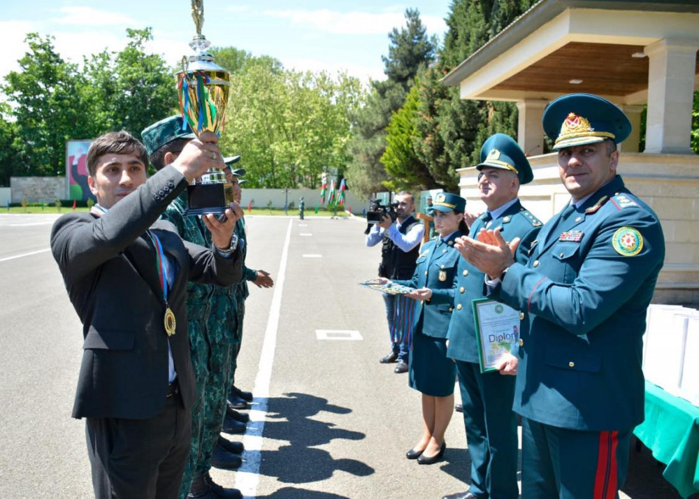 Ordubad rayon İnternat tam orta məktəbinin komandası ölkə üzrə hərbi-idman oyunlarının qalibi olub<font color=red> - FOTOLAR</font>