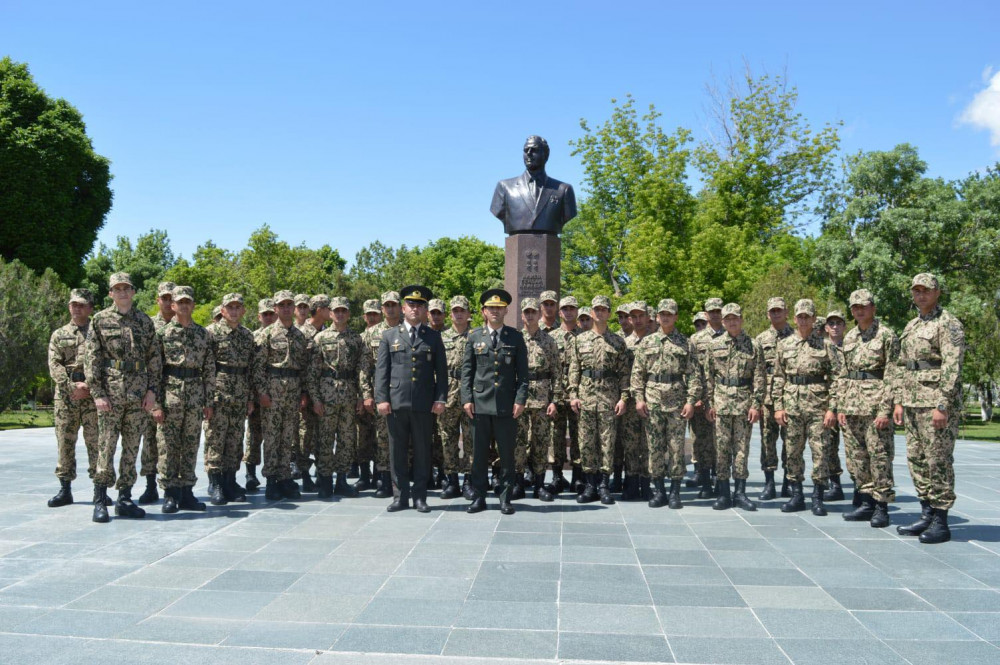 Daxili Qoşunların Naxçıvandakı hərbi birləşməsinin kollektivi Heydər Əliyev Muzeyində olub<font color=red> - FOTOLAR</font>