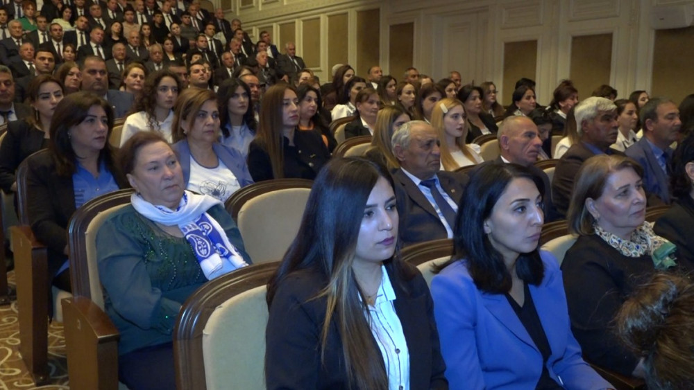 YAP Naxçıvan MR Təşkilatı “Ümummilli lider Heydər Əliyev və Azərbaycan Respublikasında milli siyasi sistemin formalaşması” mövzusunda konfrans təşkil edib<font color=red> - FOTOLAR</font>