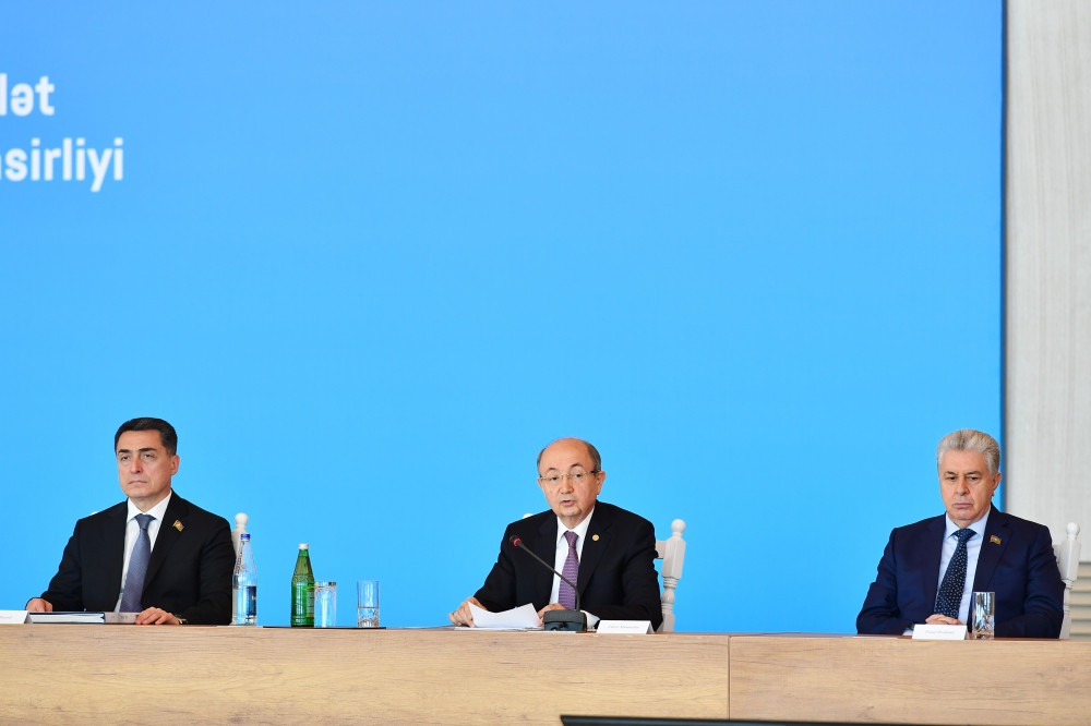 “Heydər Əliyev və Azərbaycanda müstəqil dövlət quruculuğu: sosial-iqtisadi keçidin tarixi və müasirliyi” mövzusunda konfrans keçirilib<font color='red'> - YENİLƏNİB</font><font color=red> - FOTOLAR</font>