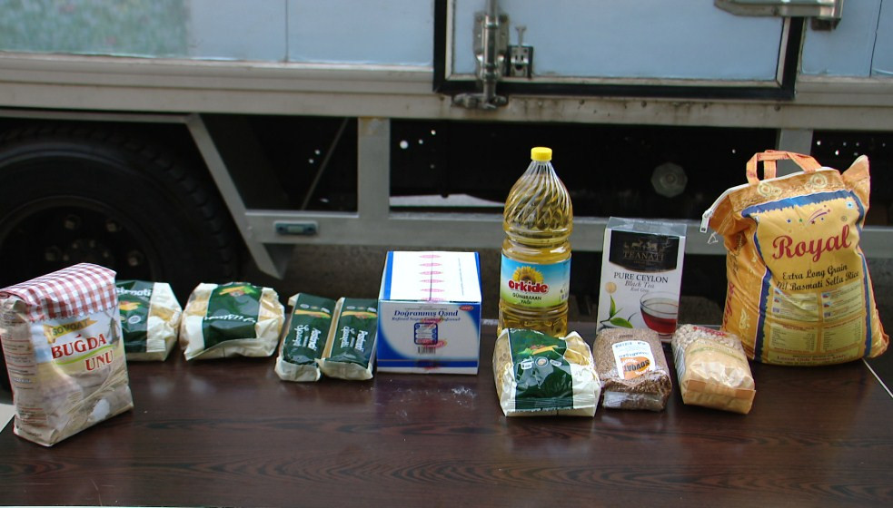 Naxçıvanda 2700 aztəminatlı ailəyə sovqatlar təqdim olunub<font color=red> - FOTOLAR</font>