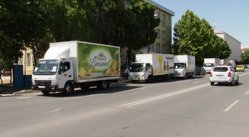 Naxçıvanda 2700 aztəminatlı ailəyə sovqatlar təqdim olunub<font color=red> - FOTOLAR</font>