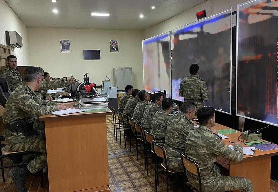 Azərbaycan Ordusunda komanda-qərargah təlimləri keçirilib<font color=red> - FOTOLAR</font>