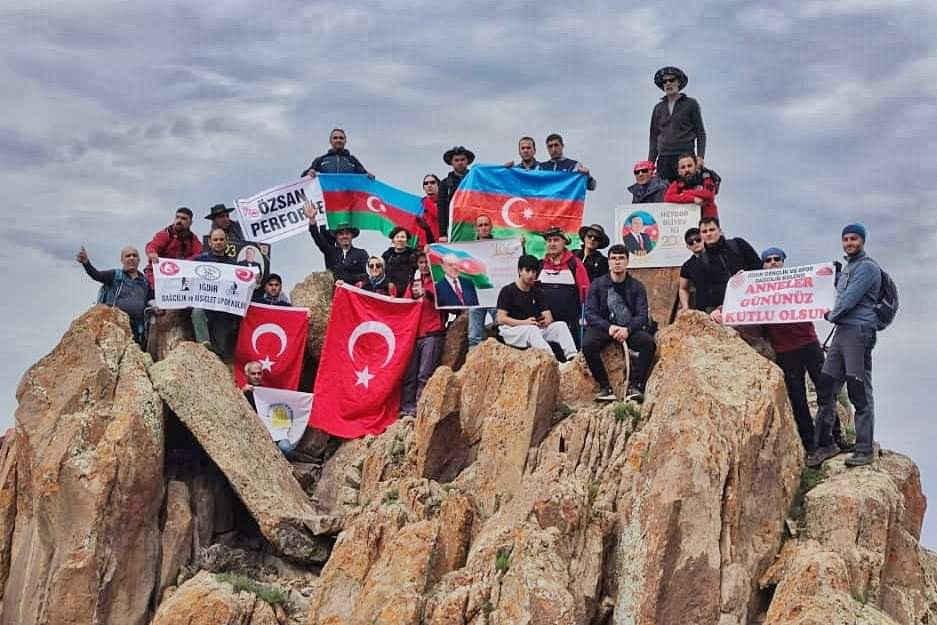 Ümummilli lider Heydər Əliyevin xatirəsi Haçadağın zirvəsində anılıb<font color=red> - FOTOLAR</font>