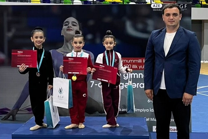 Bölgələrarası kubok yarışında naxçıvanlı gimnastlar 2 medal qazanıblar<font color=red> - FOTOLAR</font>