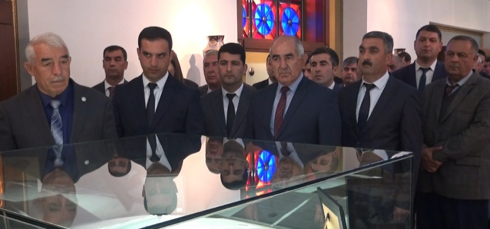 Sədərək Rayon İcra Hakimiyyətinin əməkdaşları Heydər Əliyev Muzeyini ziyarət edib<font color=red> - FOTOLAR</font>