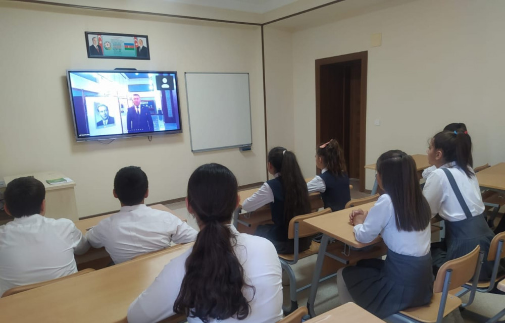 Naxçıvan məktəblərində ümummilli liderin 100 illik yubileyinə həsr olunan interaktiv dərs keçirilib<font color=red> - FOTOLAR</font>