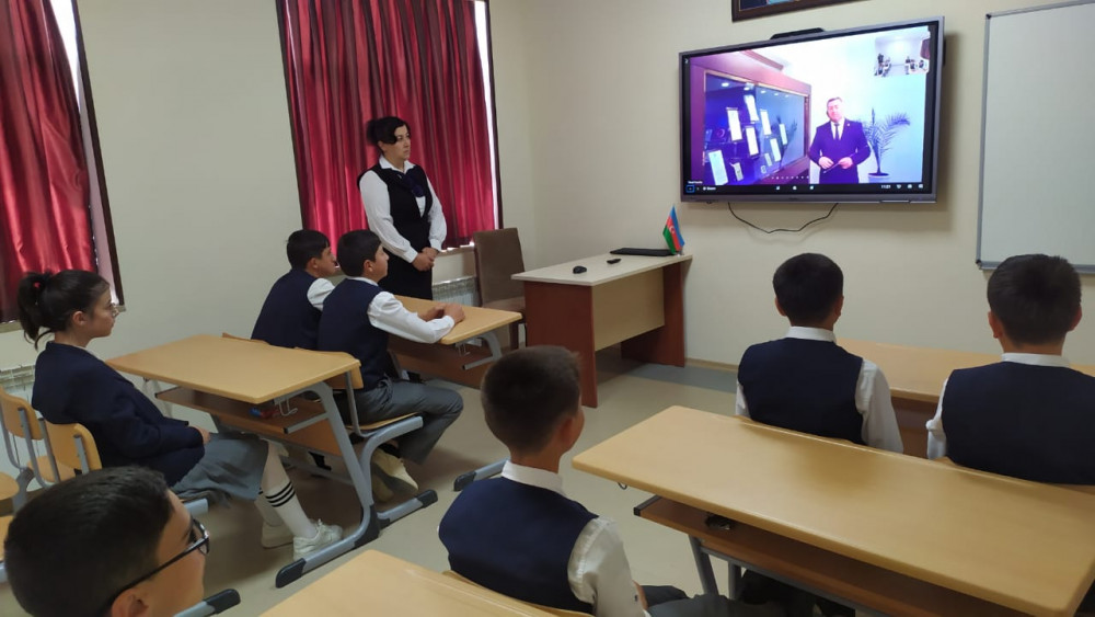 Naxçıvan məktəblərində ümummilli liderin 100 illik yubileyinə həsr olunan interaktiv dərs keçirilib<font color=red> - FOTOLAR</font>