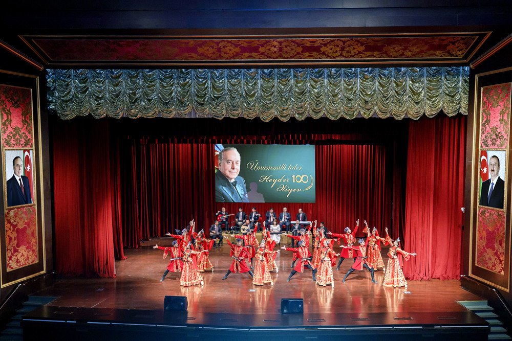 Naxçıvanda Ümummilli Liderin 100 illiyinə həsr olunmuş tədbir keçirilib<font color=red> - FOTOLAR</font>