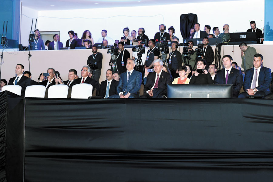 Naxçıvanda Ümummilli Liderin 100 illiyi münasibətilə möhtəşəm konsert təşkil olunub<font color=red> - FOTOLAR</font>