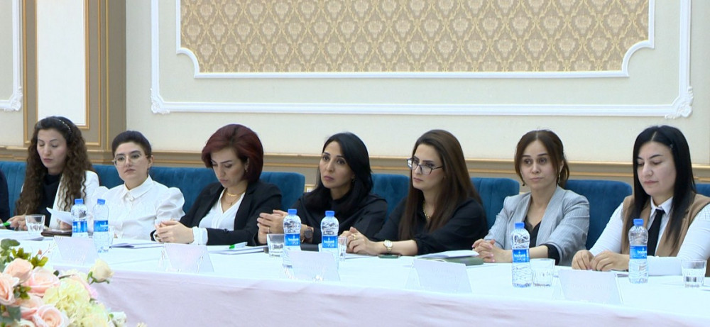 Naxçıvanda “Azərbaycanda gender bərabərliyinin təminatçısı ulu öndər Heydər Əliyev” mövzusunda konfrans keçirilib<font color=red> - FOTOLAR</font>