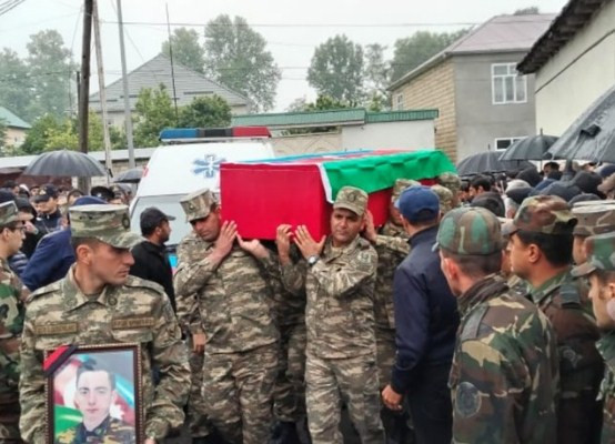 Şəhid Məhəmməd Qarayev Qəbələdə dəfn edilib<font color=red> - FOTOLAR</font>