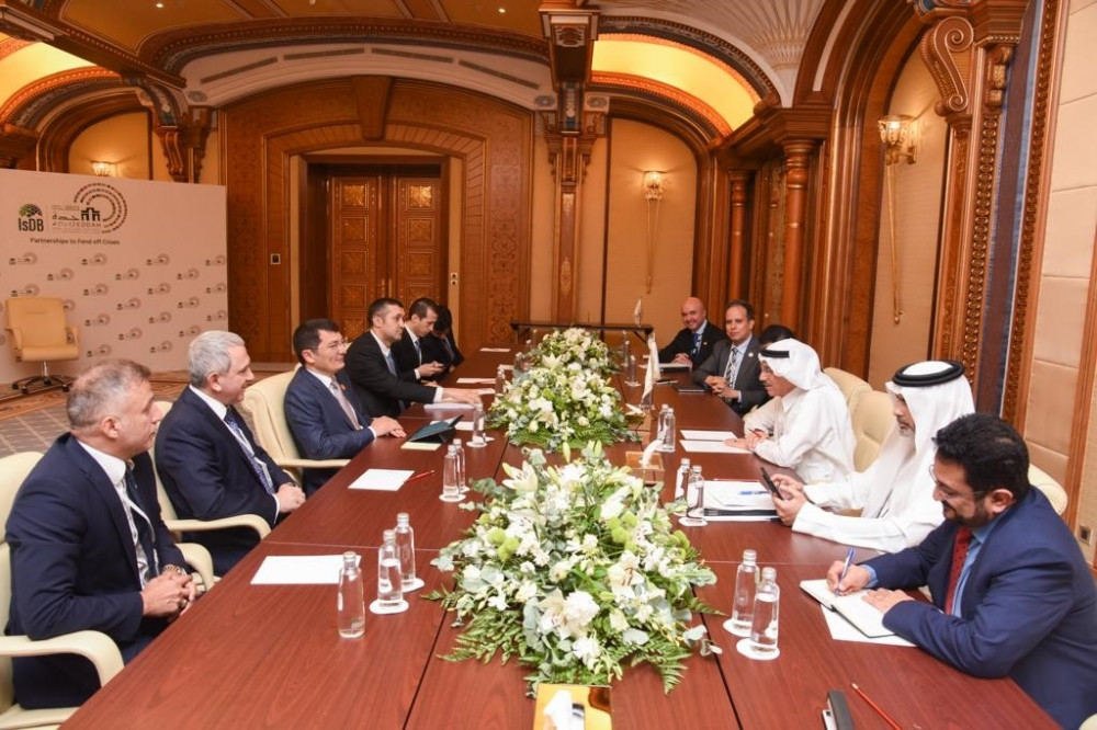 İslam İnkişaf Bankı Qarabağda həyata keçiriləcək layihələrdə maraqlıdır<font color=red> - FOTOLAR</font>