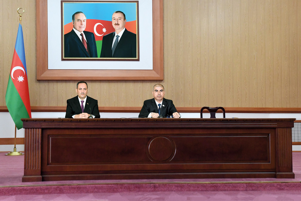 <strong>Altıncı çağırış Naxçıvan Muxtar Respublikası Ali Məclisinin onuncu sessiyası keçirilib<font color='red'> - YENİLƏNİB</font><font color=red> - FOTOLAR</font></strong>