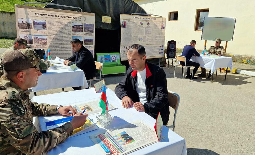 Azərbaycan Ordusunda hərbi vəzifəlilərin növbəti təlim toplanışı keçirilir<font color=red> - FOTOLAR</font>