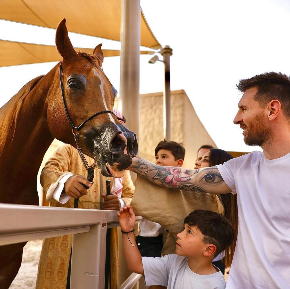 Messi yenidən Səudiyyə Ərəbistanına yollanıb<font color=red> - FOTOLAR</font>