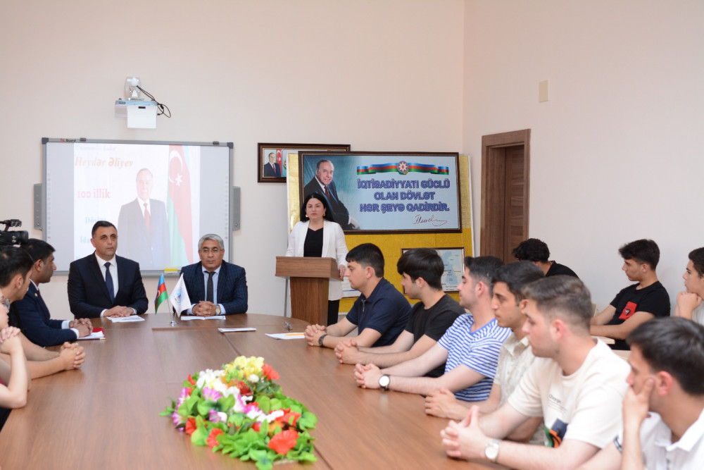 “Heydər Əliyevin dövlət idarəçilik konsepsiyası”  mövzusunda tədbir keçirilib<font color=red> - FOTOLAR</font>