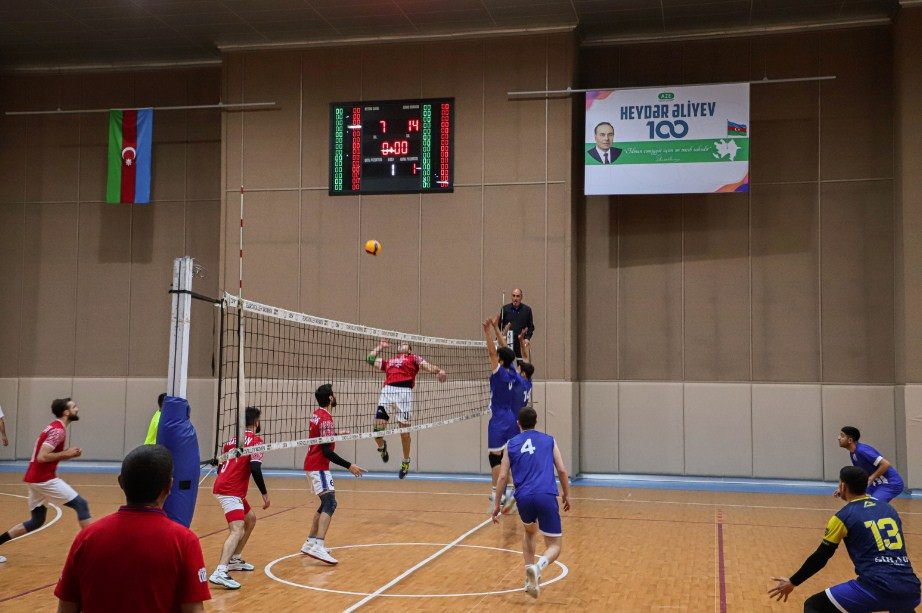 Naxçıvanda keçirilən voleybol turnirinin qalibləri bəlli olub<font color=red> - FOTOLAR</font>