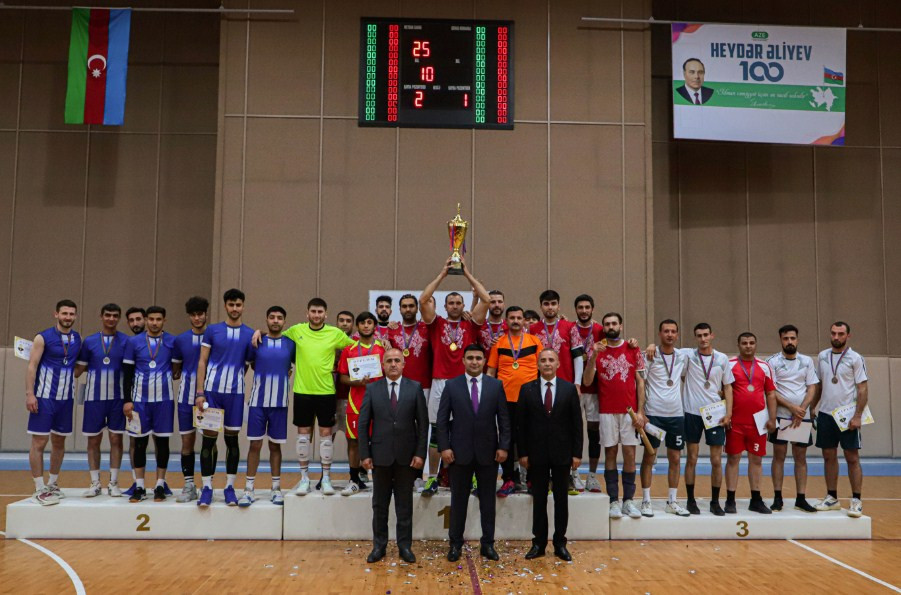 Naxçıvanda keçirilən voleybol turnirinin qalibləri bəlli olub<font color=red> - FOTOLAR</font>