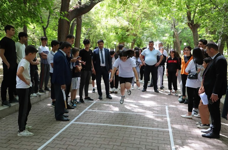 “İdmanla bir gün” layihəsi çərçivəsində açıq havada idman yarışları keçirilib <font color=red> - FOTOLAR</font>