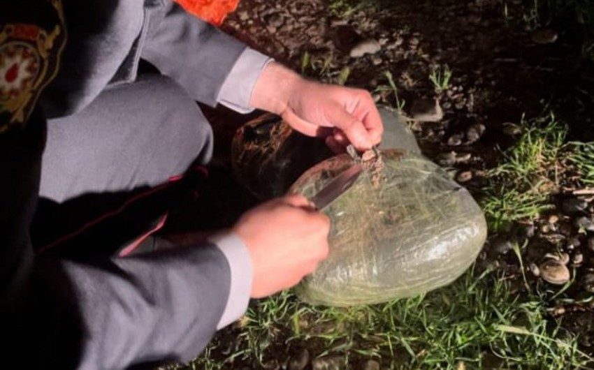 İrandan Azərbaycana narkotik gətirən şəxs saxlanılıb<font color=red> - FOTOLAR</font>