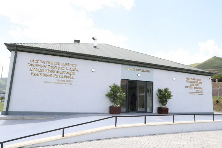 Prezident İlham Əliyev Kəlbəcərdə hərbi hospitalın açılışında iştirak edib<font color=red> - FOTOLAR</font>