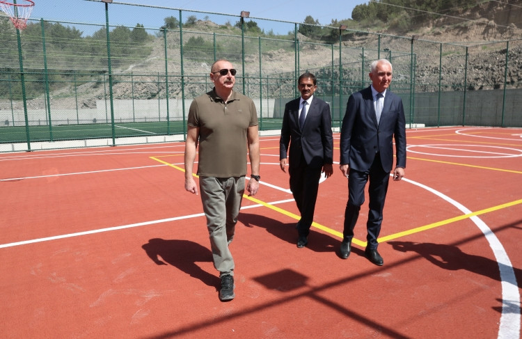 Laçın şəhərində ilk çoxmənzilli yaşayış məhəlləsinin təməli qoyulub<font color=red> - FOTOLAR</font>