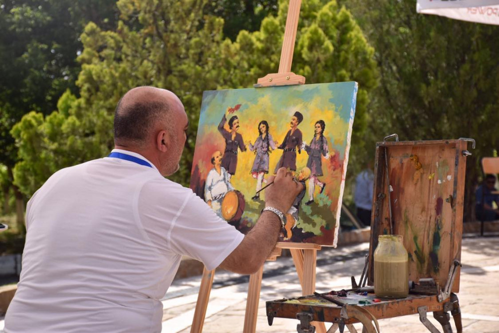 "Naxçıvan Bəşəriyyətin Beşiyi" VI Beynəlxalq Rəsm Festivalından<font color='red'> - FOTOREPORTAJ</font><font color=red> - FOTOLAR</font>