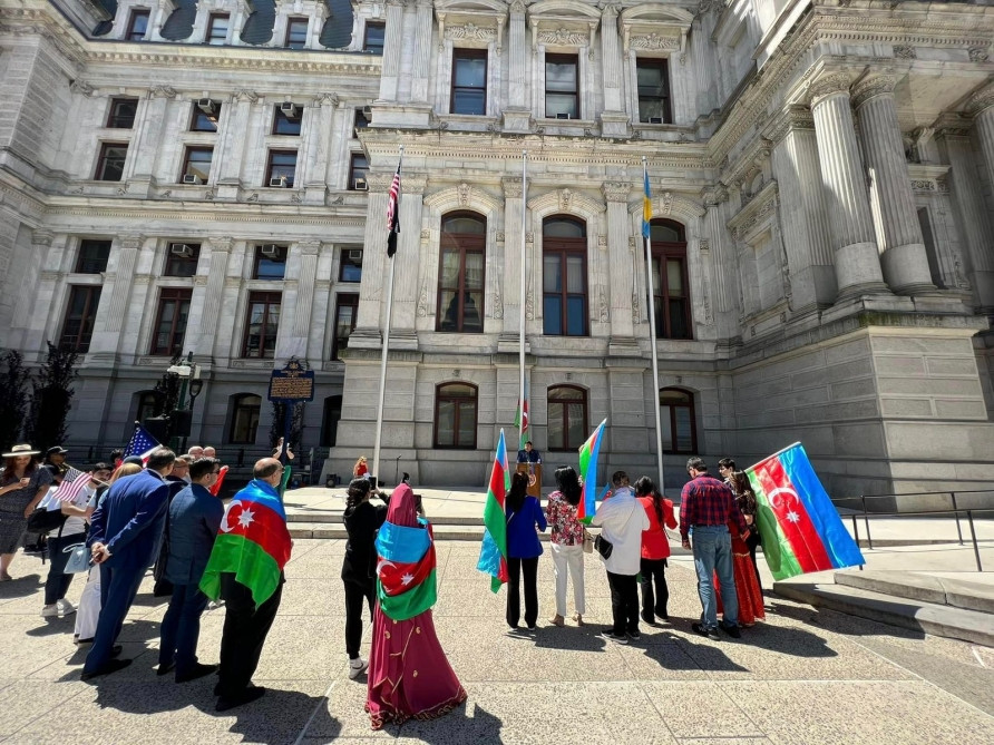 ABŞ-ın Filadelfiya şəhərində Azərbaycan Bayrağı ucaldılıb<font color=red> - FOTOLAR</font>