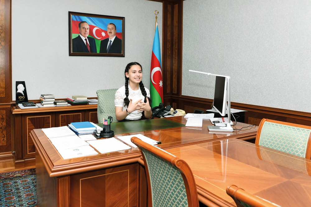 1 İyun - Uşaqların Beynəlxalq Müdafiəsi Günü münasibəti ilə   uşaqların səlahiyyətli nümayəndə ilə görüşü keçirilib<font color='red'> - YENİLƏNİB</font><font color=red> - VİDEO</font>