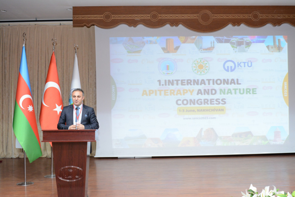 Naxçıvanda Beynəlxalq Apiterapiya və Təbiət konqresi keçirilib<font color=red> - FOTOLAR</font>