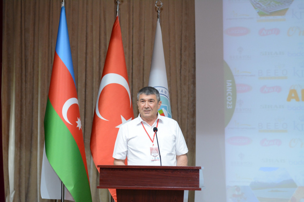 Naxçıvanda Beynəlxalq Apiterapiya və Təbiət konqresi keçirilib<font color=red> - FOTOLAR</font>