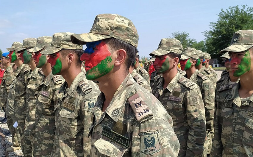 Növbəti "Komando başlanğıc kursu"nun buraxılış mərasimi keçirilib<font color=red> - FOTOLAR</font>