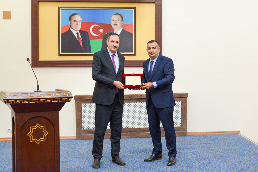 Professor Əjdər İsmayılovun 85 illik yubileyinə həsr olunan elmi-praktik konfrans keçirilib<font color=red> - FOTOLAR</font>