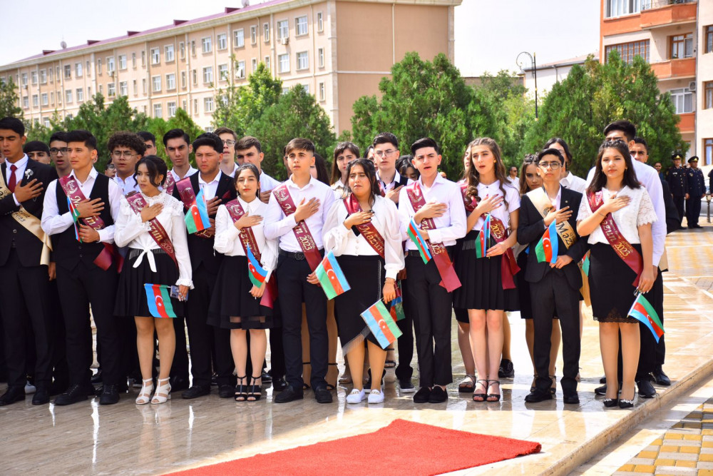 Elm və təhsil naziri Emin Əmrullayevin Naxçıvana səfəri başlayıb<font color='red'> - YENİLƏNƏCƏK</font><font color=red> - FOTOLAR</font>