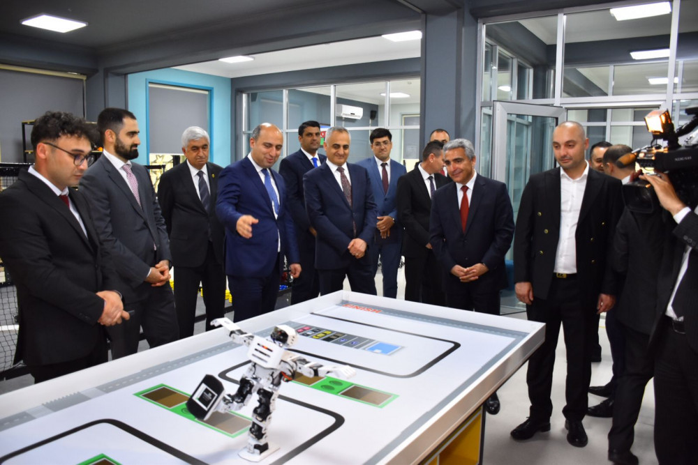 Naxçıvanda "STEAM Təlim-Tədris Mərkəzi"nin açılışı olub<font color='red'> - YENİLƏNİB</font><font color=red> - FOTOLAR</font>