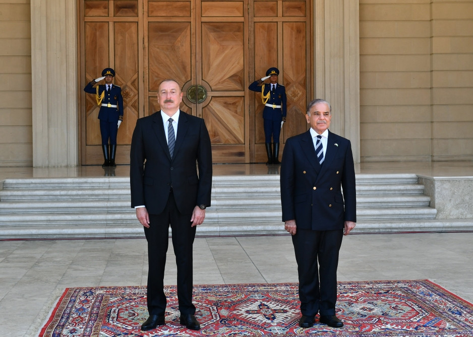 Pakistanın Baş naziri Məhəmməd Şahbaz Şərifin rəsmi qarşılanma mərasimi olub<font color=red> - FOTOLAR</font>