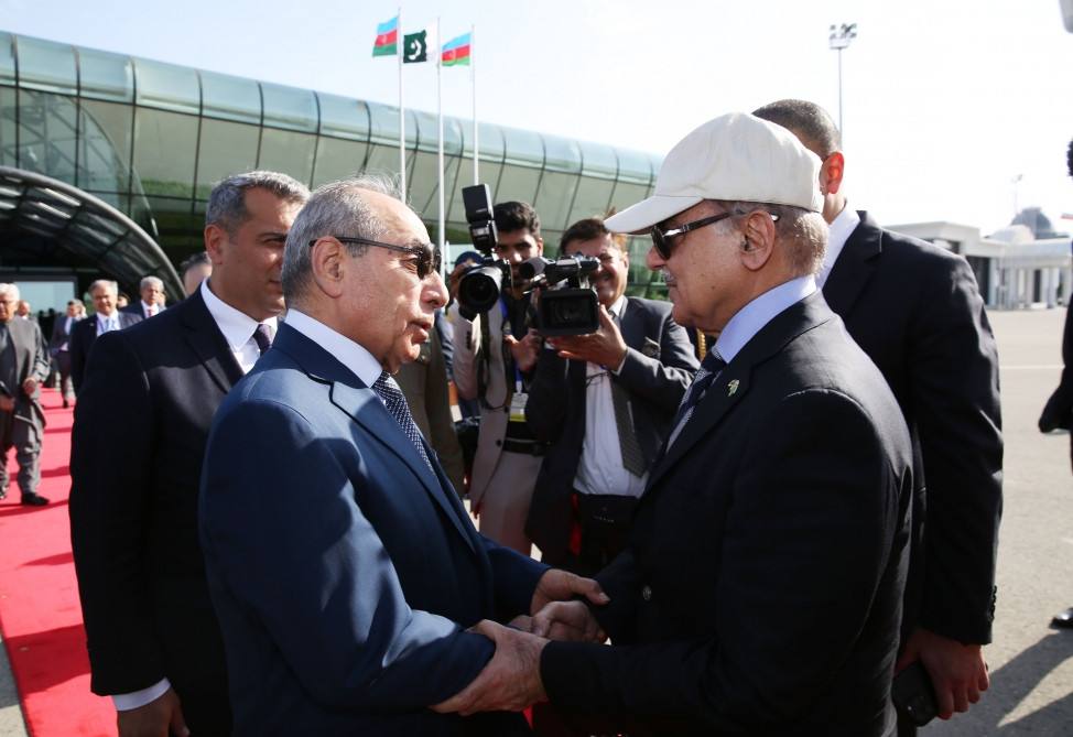 Pakistanın Baş naziri Məhəmməd Şahbaz Şərifin Azərbaycana rəsmi səfəri başa çatıb<font color=red> - FOTOLAR</font>