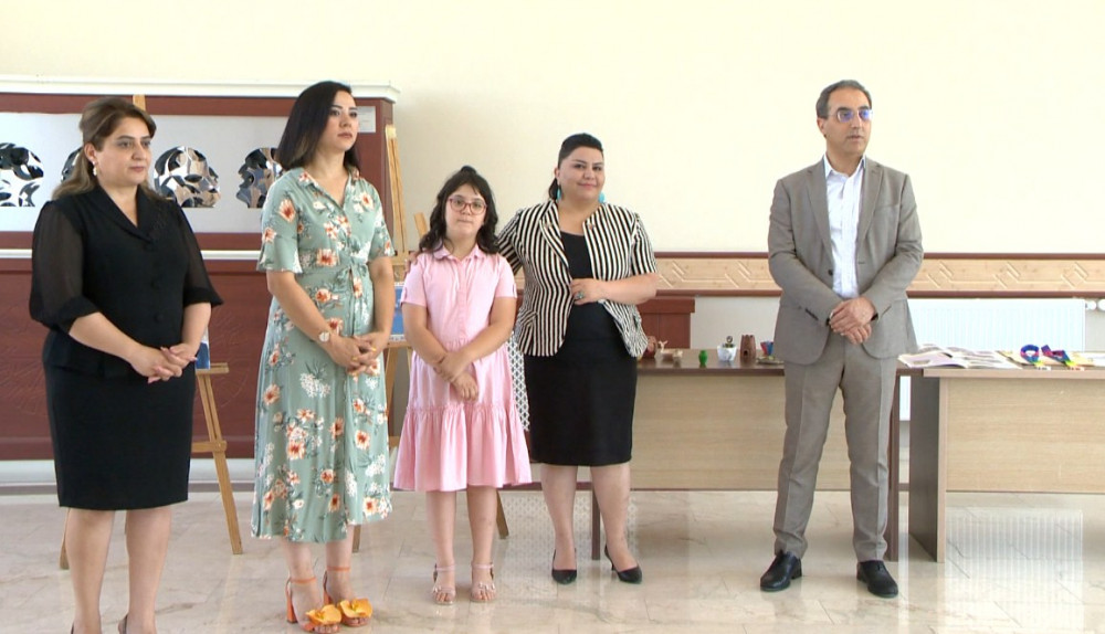 Asel Zeynəb Kayanın “Mənim rəngli sənətim” adlı fərdi rəsm sərgisi açılıb<font color=red> - FOTOLAR</font>