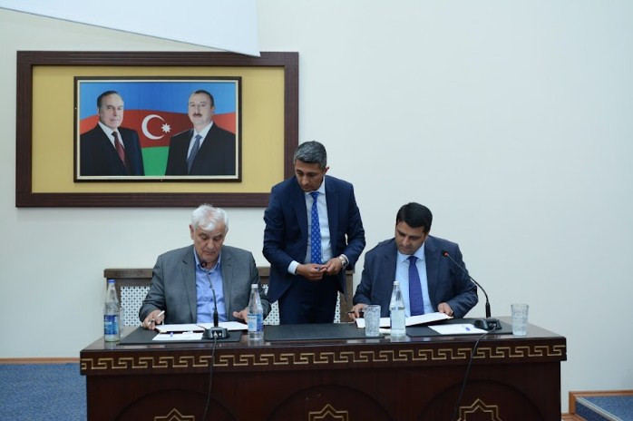 “Kitab-i Dədə Qorqud və qeyri-səlis məntiq” kitabı təqdim olunub<font color=red> - FOTOLAR</font>