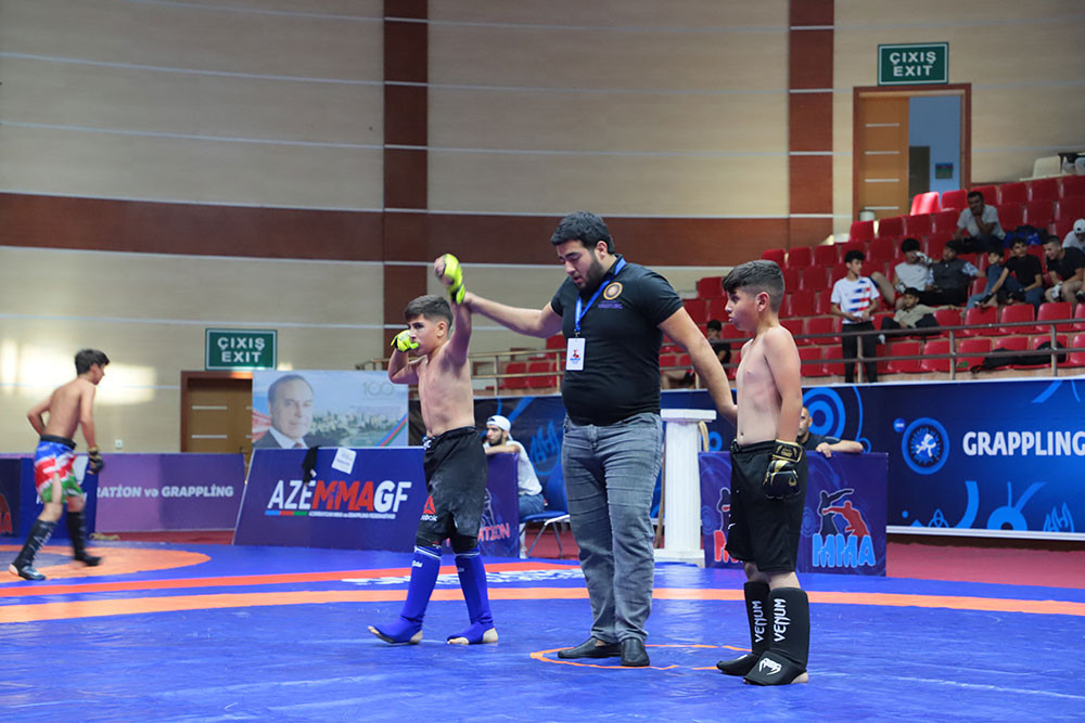 Naxçıvan Kikboksinq Federasiyasının yetirmələri ölkə üzrə ən güclülərin müəyyənləşdiyi yarışdan 29 medal qazanıblar<font color=red> - FOTOLAR</font>