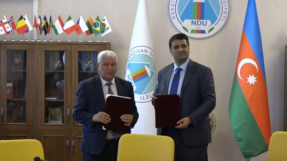 Naxçıvan Dövlət Universiteti ilə Azərbaycan Milli Elmlər Akademiyası Folklor İnstitutu arasında əməkdaşlıq müqaviləsi imzalanıb<font color=red> - FOTOLAR</font>